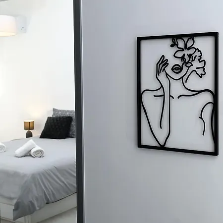 Grey Family And Friends Nea Kíos