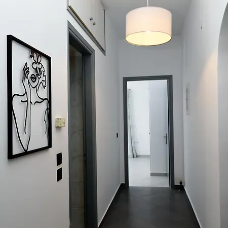 Grey Family And Friends Appartement Nea Kíos