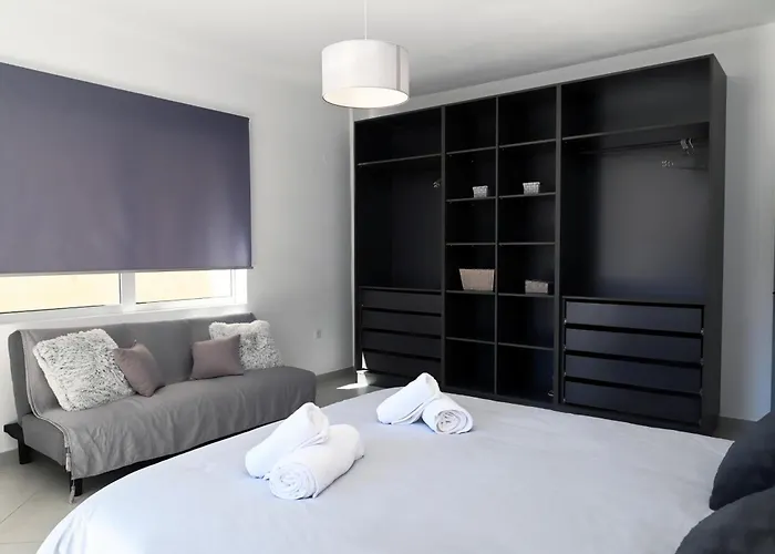 Grey Family And Friends Appartement *