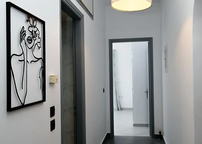 Grey Family And Friends Appartement Nea Kios