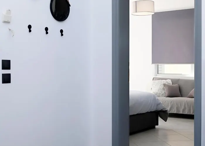 Grey Family And Friends Appartement Nea Kios